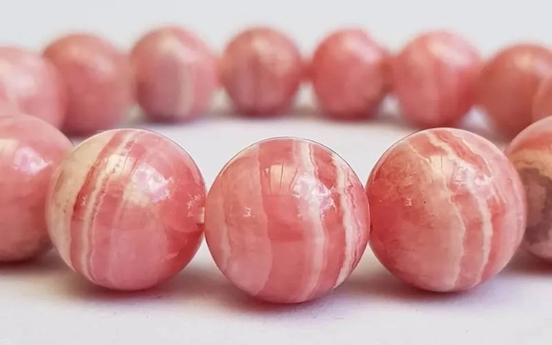 Đá đào hoa thật với gam màu hồng nhạt tự nhiên