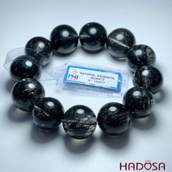 Nhiều người băn khoăn thạch anh tóc đen hợp với mệnh gì?