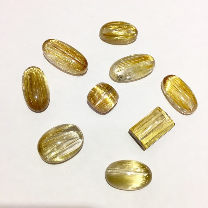 Thạch anh vàng và tóc vàng có khá nhiều điểm tương đồng