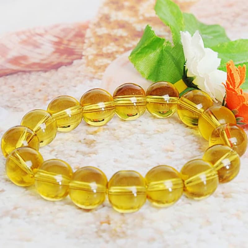 Thạch anh vàng trong suốt và không có vân nổi lên