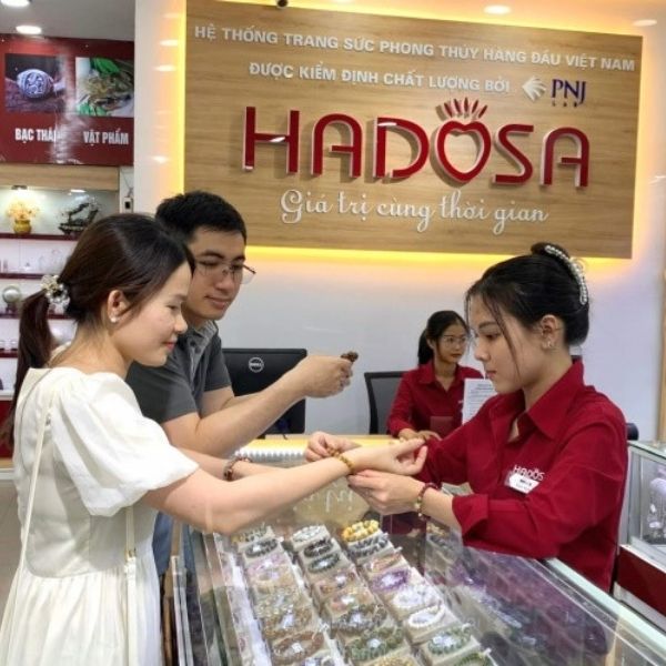 Hadosa là địa chỉ bán đồ trang sức nổi tiếng và uy tín