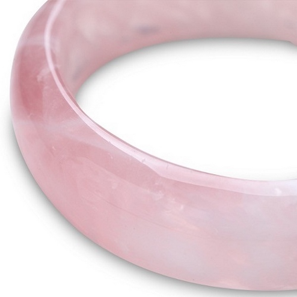 Vòng đá thạch anh hồng liền khối tinh xảo