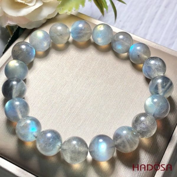 Vòng tay đá xà cừ ánh xanh xám huyền bí