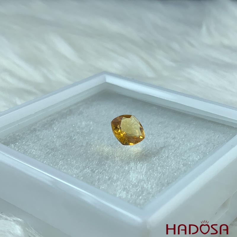 Mặt đá thạch anh vàng Citrine vuông cus 8mm