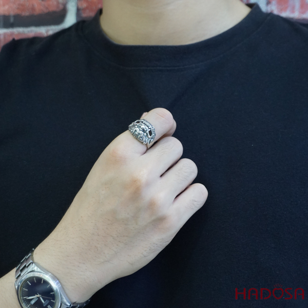 Nhẫn bạc phong thủy nam