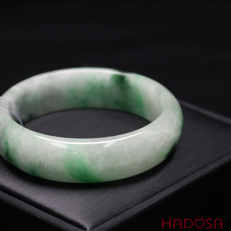 Vòng Ngọc Cẩm Thạch oval xanh lí ni 50