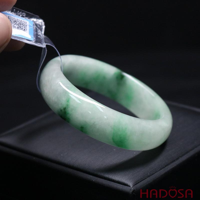 Vòng Ngọc Cẩm Thạch oval xanh lí ni 50
