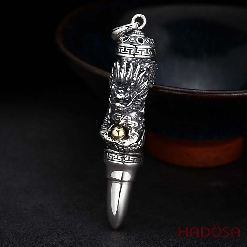 Mặt Dây Chuyền Rồng Ôm Long Châu Trấn Bảo