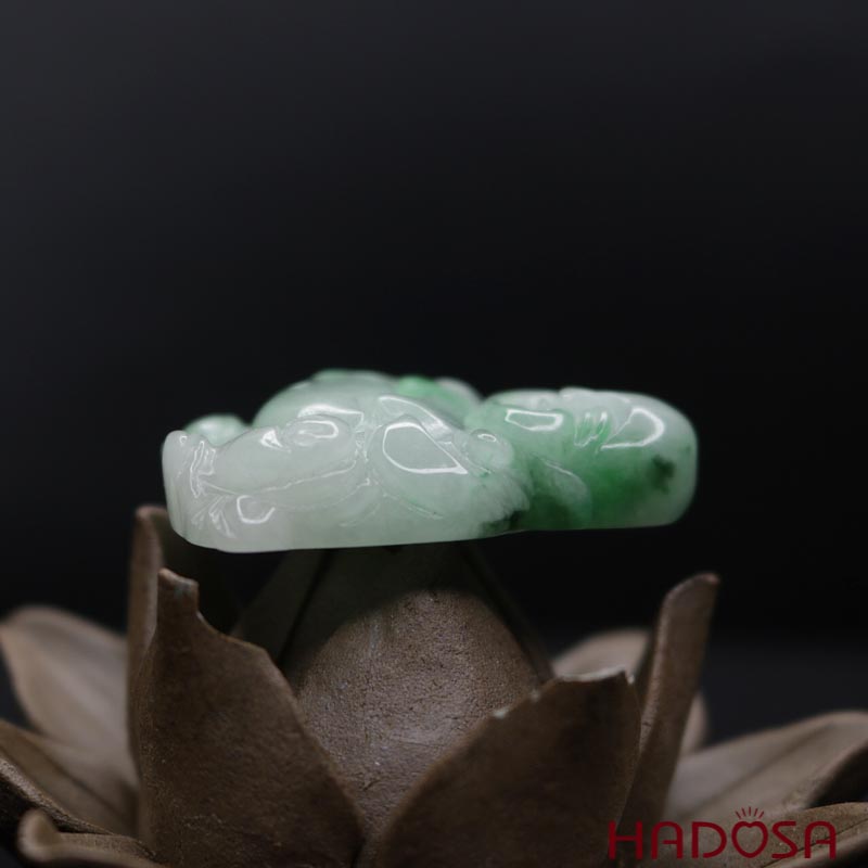 Mat-Phat-Di-Lac-Cam-Thach-trang-li-1