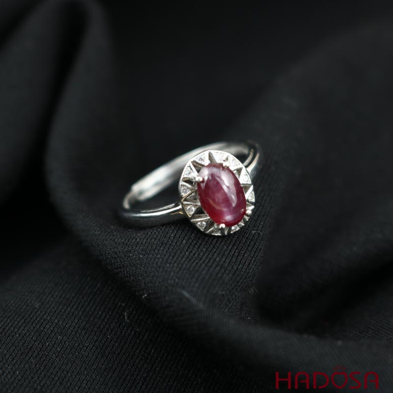 Nhẫn-bạc-đính-đá-Ruby-sao-5x8mm-1