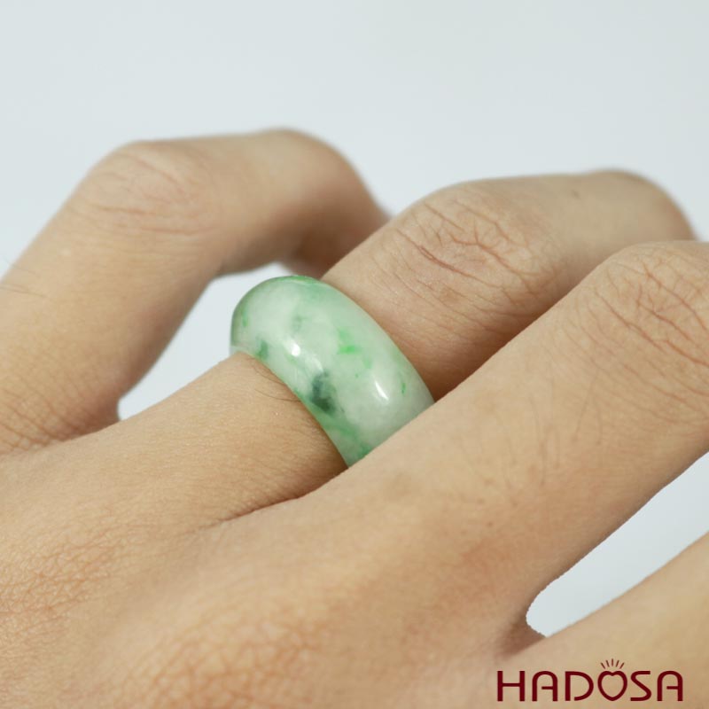 Nhẫn Cẩm Thạch xanh lý ni 18mm
