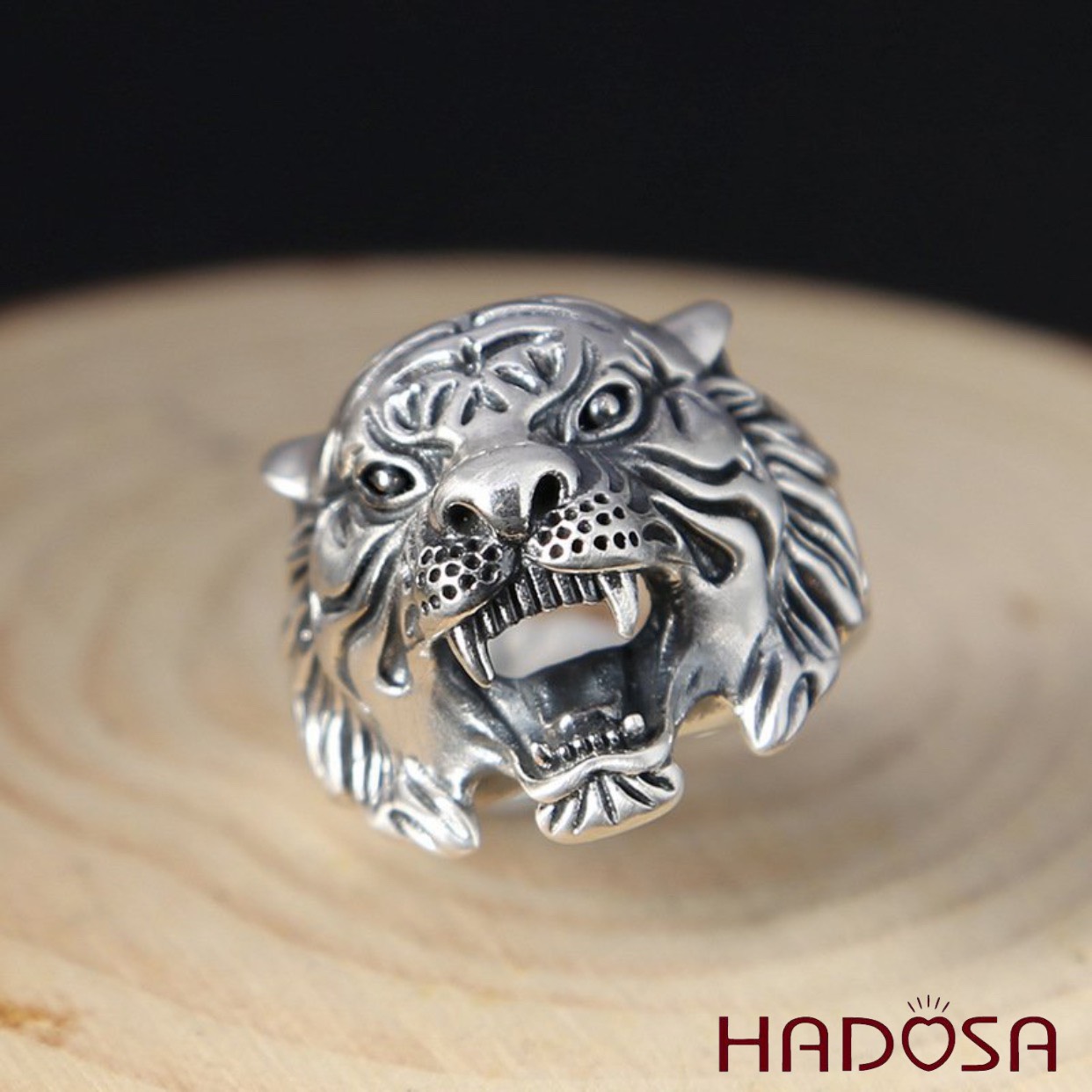 Nhẫn bạc Thái nam đầu hổ biểu tượng cho sự mạnh mẽ