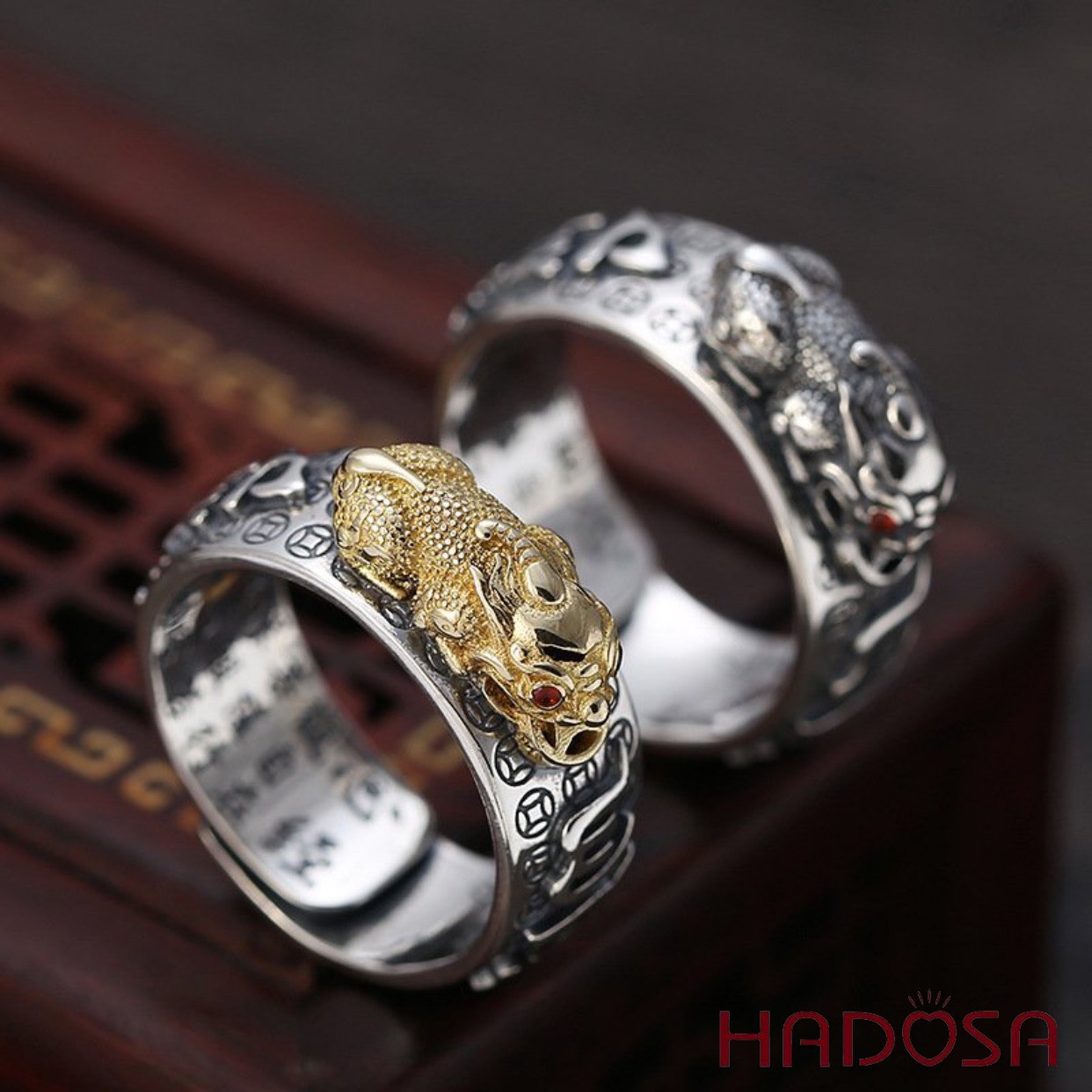 Nhẫn bạc Thái họa tiết Tỳ Hưu sắc xảo