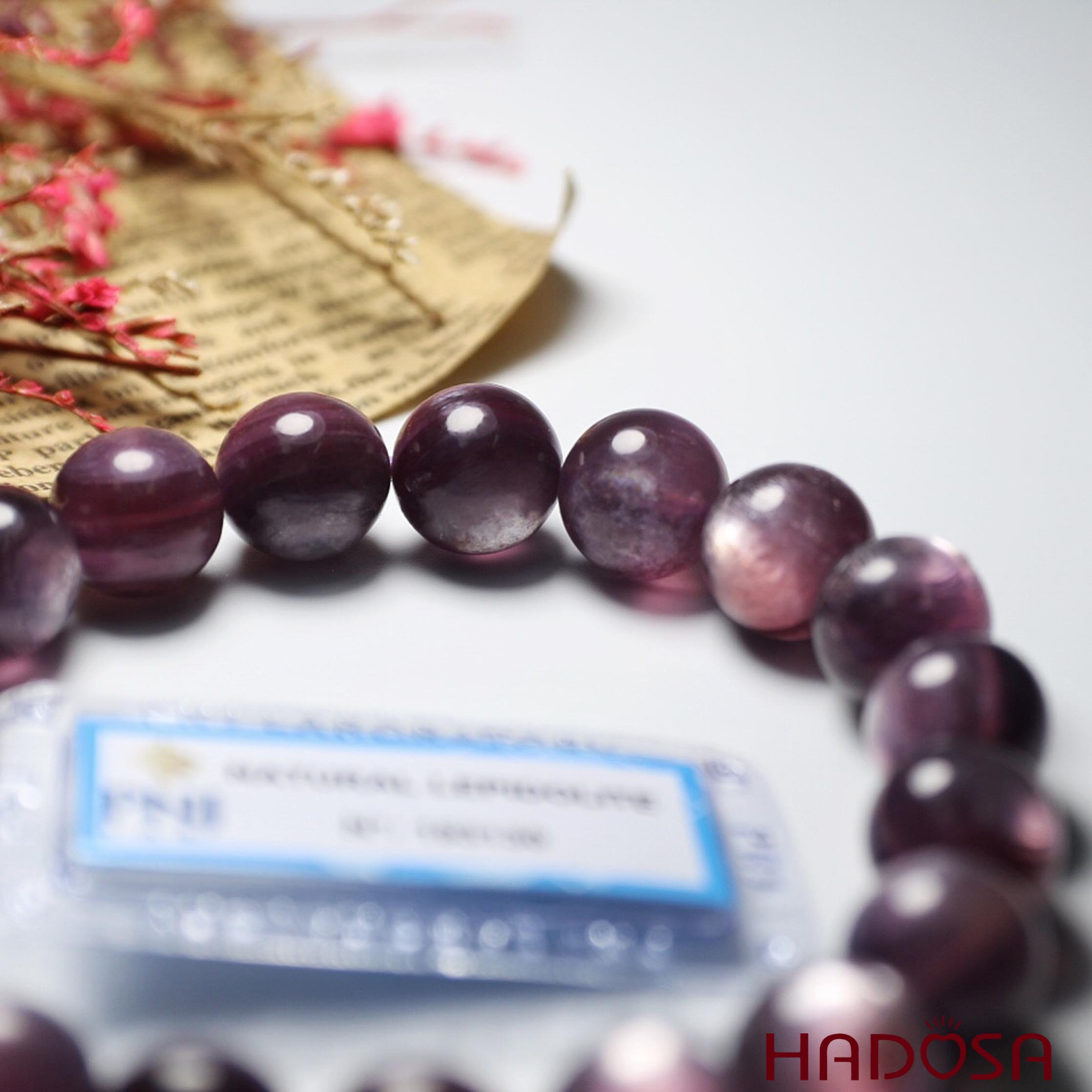 Vòng đá Lepidolite ánh titan