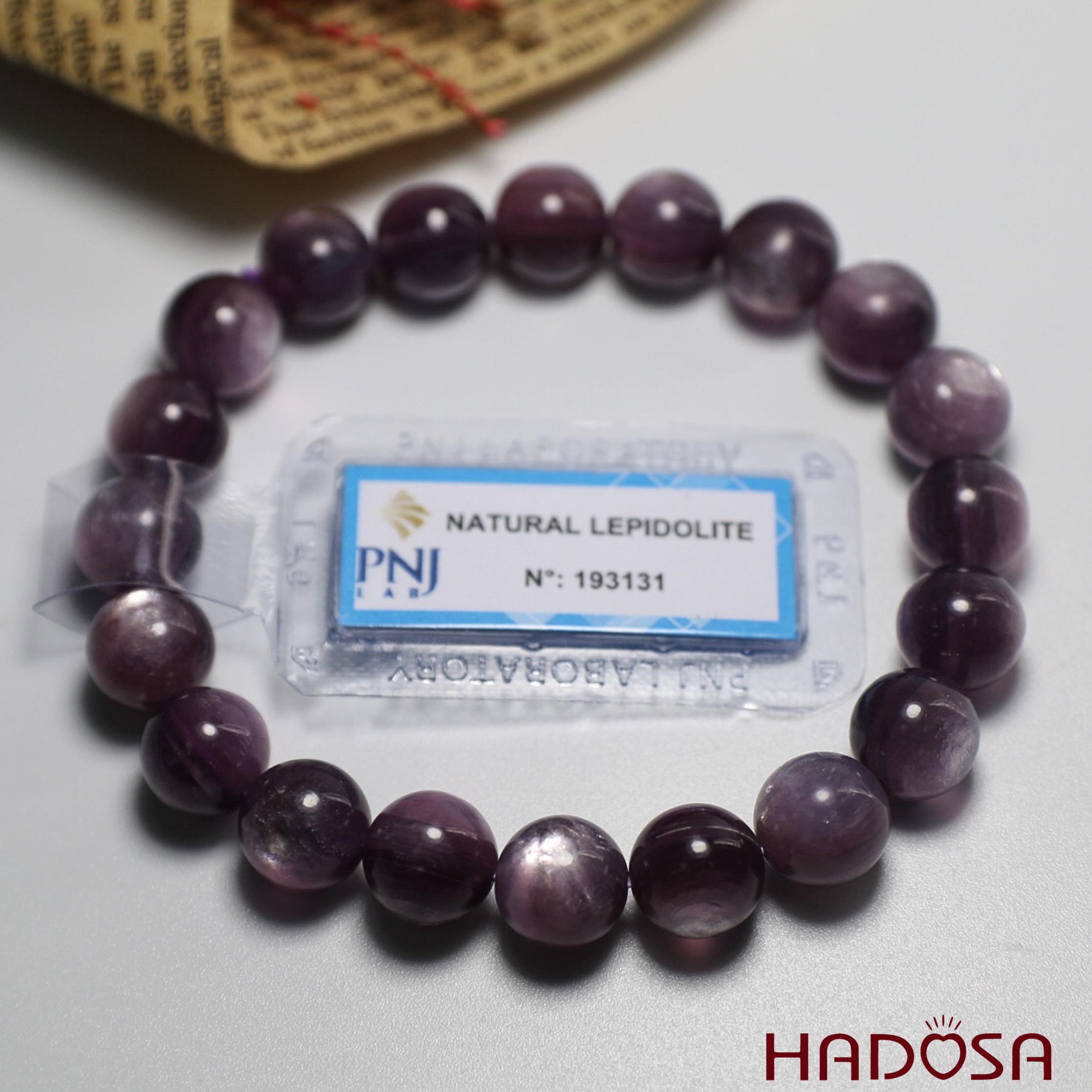 Vòng đá Lepidolite ánh titan