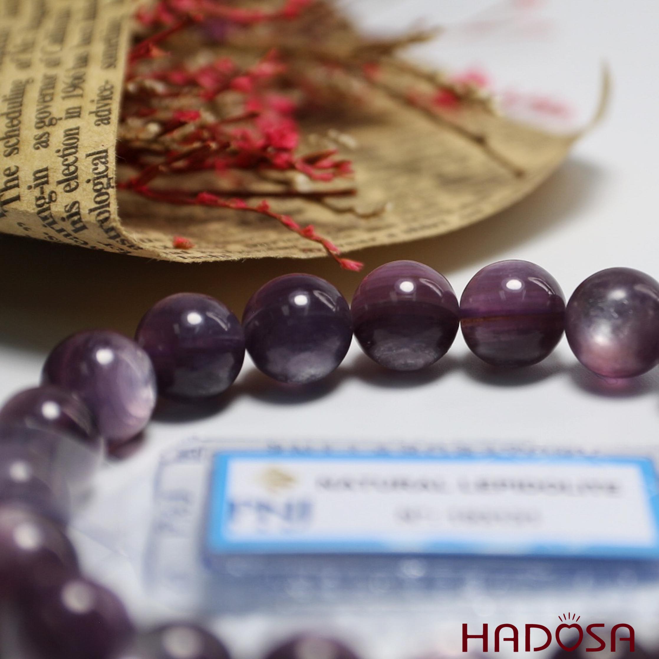 Vòng đá Lepidolite ánh titan