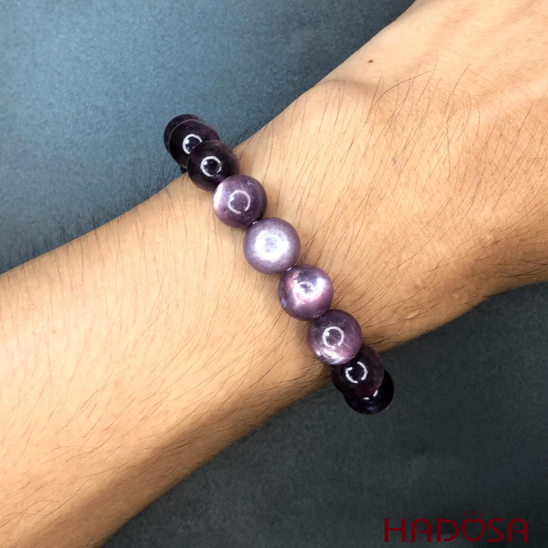 Vòng đá Lepidolite ánh titan