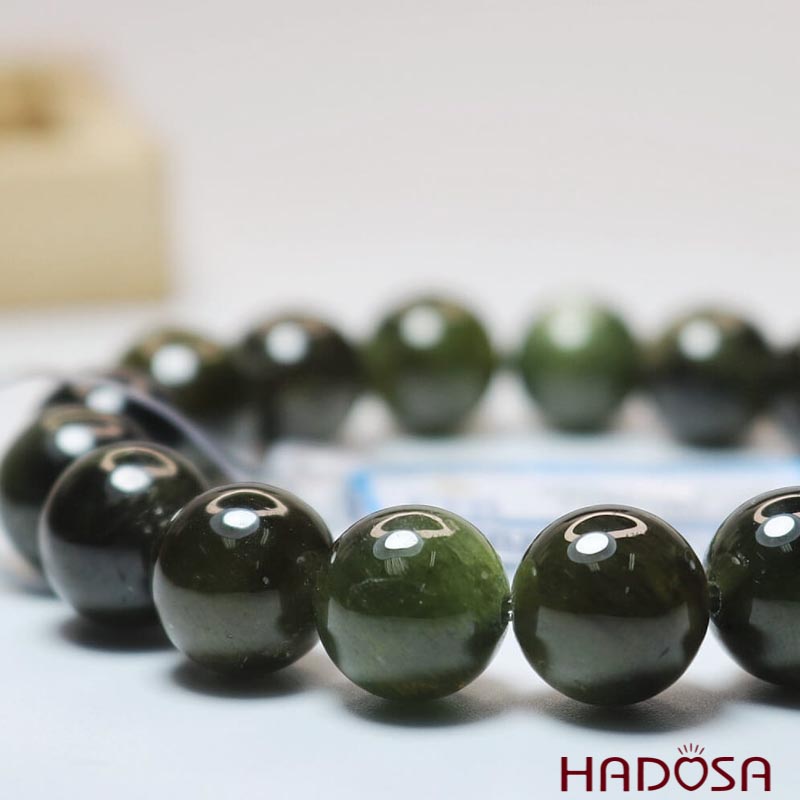 Vòng đá Sapphire ánh titan cao cấp 12mm chuẩn 5A