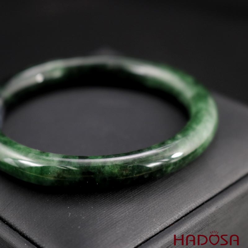 Vòng Ngọc Cẩm Thạch xanh đậm ni 52