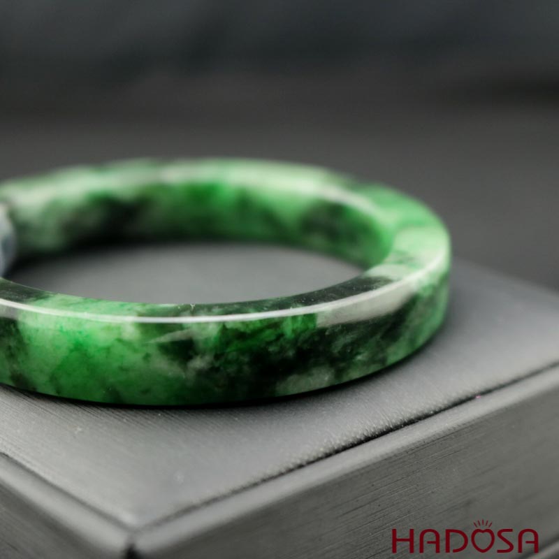 Vong-kieng-Ngoc-Cam-Thach-vuong-xanh-li-ni54-1