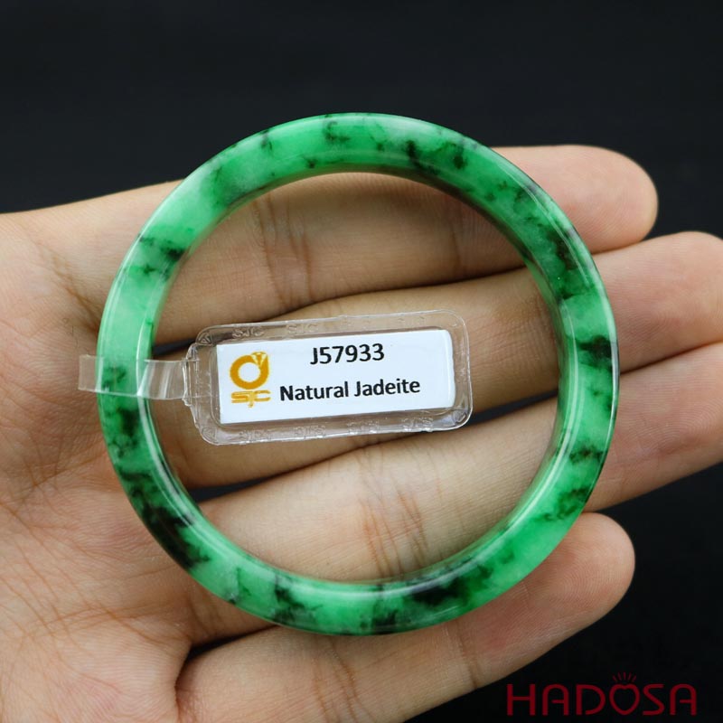 Vòng Ngọc Cẩm Thạch vuông xanh tươi ni 50