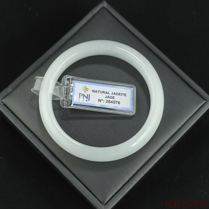 Vòng Ngọc Cẩm Thạch oval trắng trong vân xanh ni 54