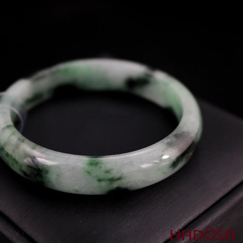 Vòng Ngọc Cẩm Thạch trắng vân xanh lý ni 52
