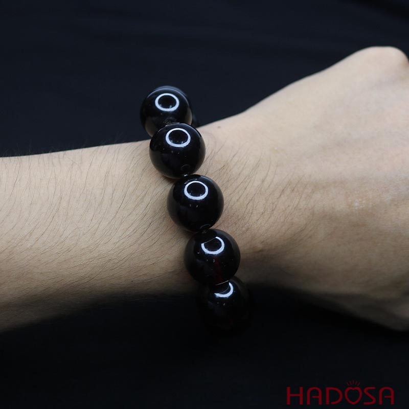 Vong-tay-Ho-Phach-Baltic-Huyet-den-18mm-1