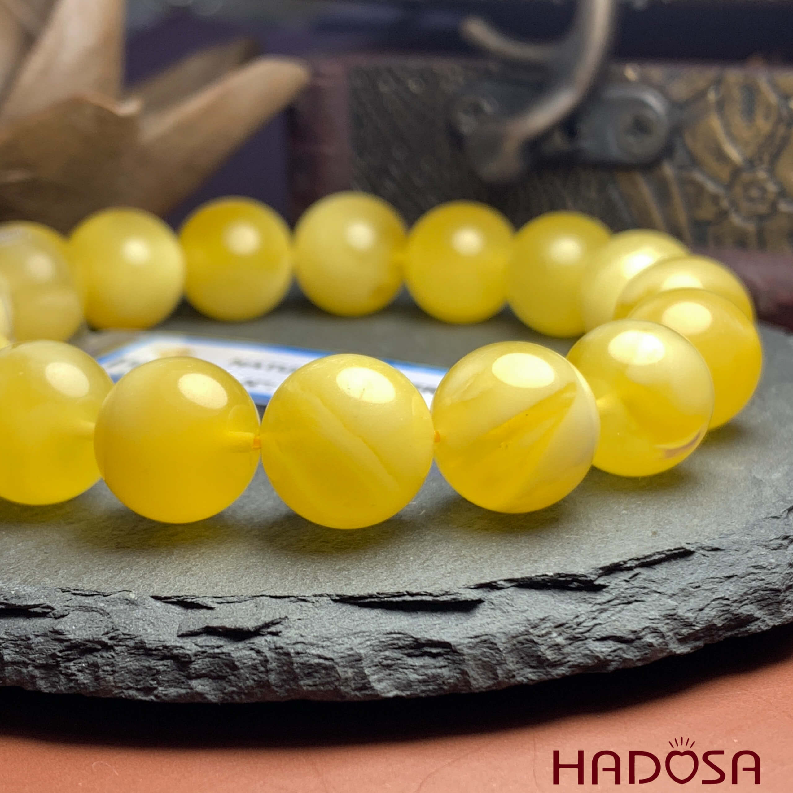 Vòng Hổ Phách Baltic vàng vân sữa 11mm