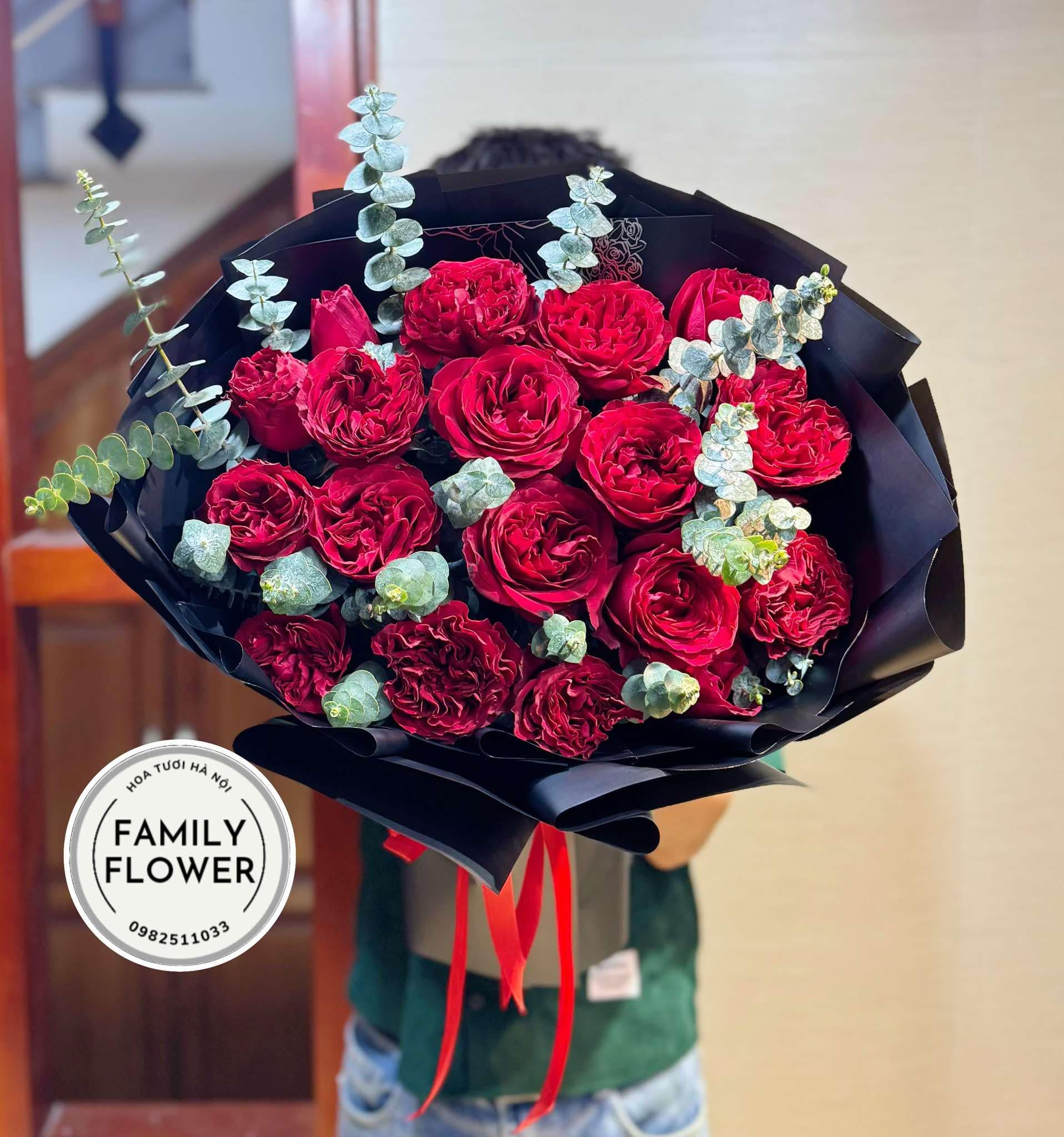 Bó hoa hồng đỏ tặng valentine ở Cầu Giấy , Thanh Xuân Hà Nội ! Hoa valentine Hà Nội ! Hoa tươi Hà Nội