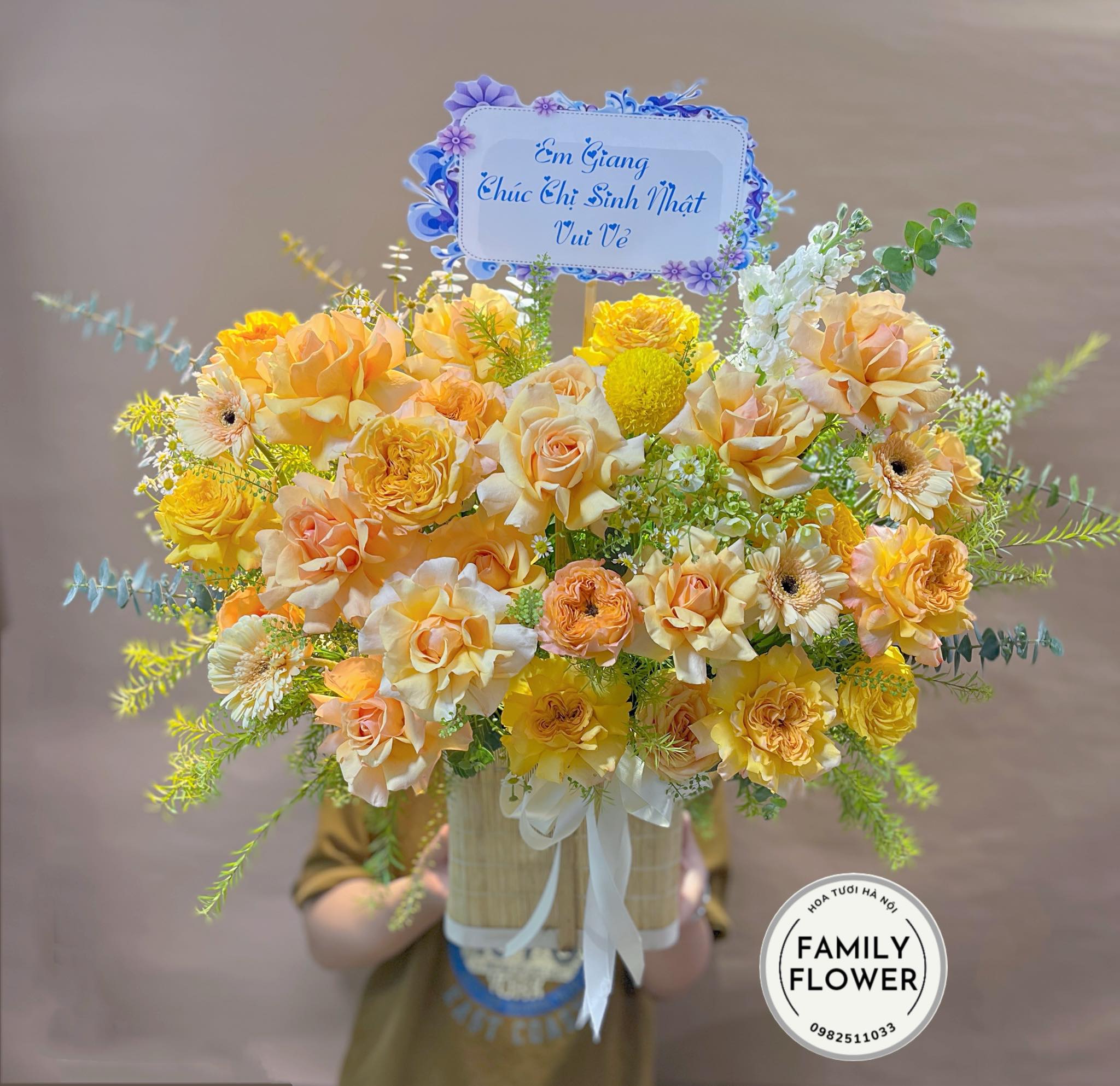 Lẵng hoa chúc mừng ngày báo chí Việt nam ở quận Cầu Giấy , Ba Đình Hà Nội ! Hoa tươi Hà Nội