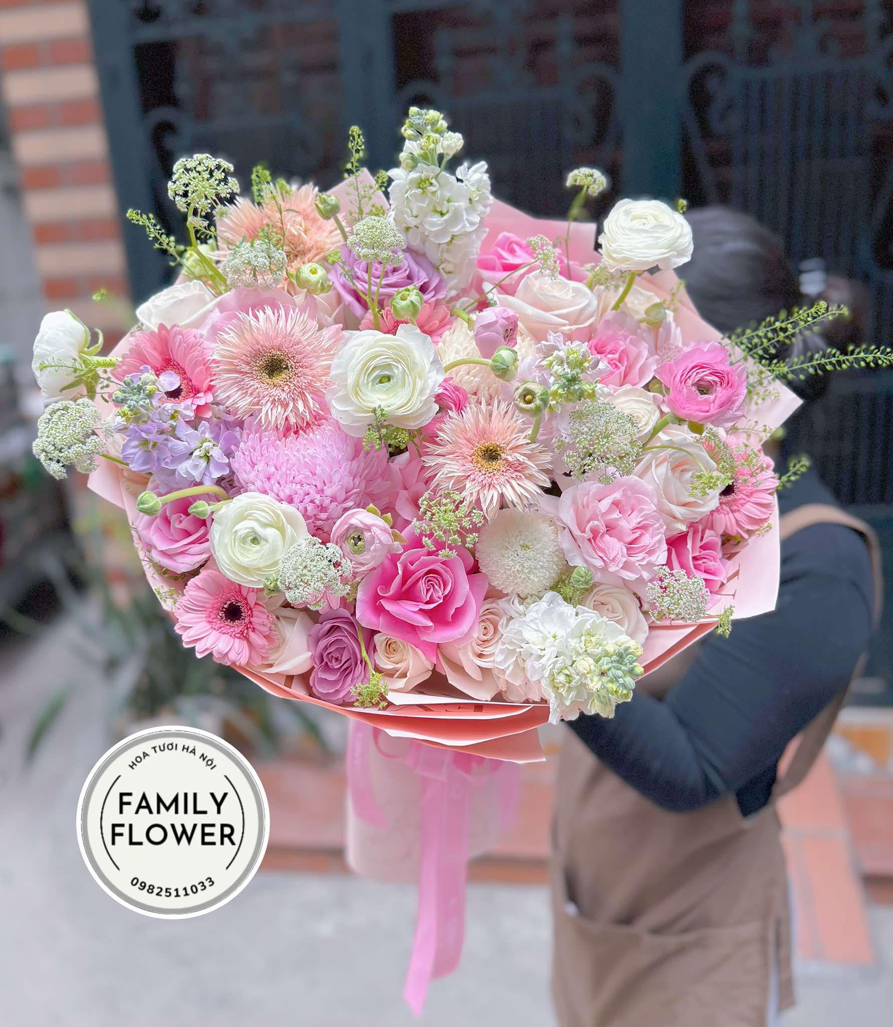 Bó hoa tone hồng tặng bạn gái , người yêu nhân dịp 8 tháng 3 ở Hà Nội ! Hoa 8/3