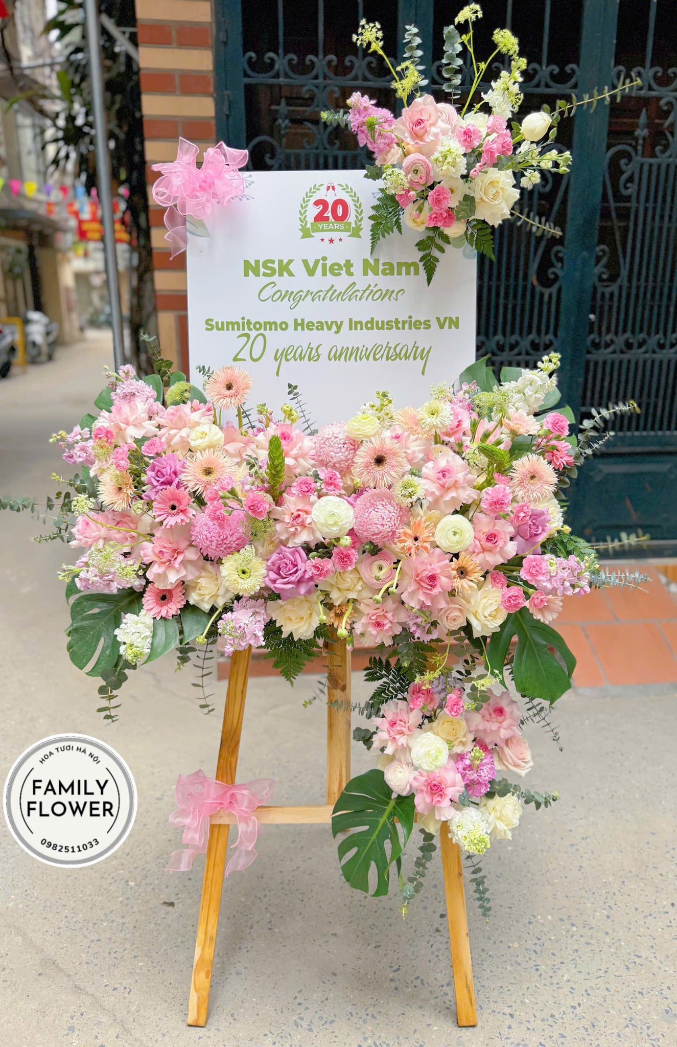 Kệ hoa khung tranh tặng hội nghị , chúc mừng quận Đống Đa ! Hoa tươi Đống Đa