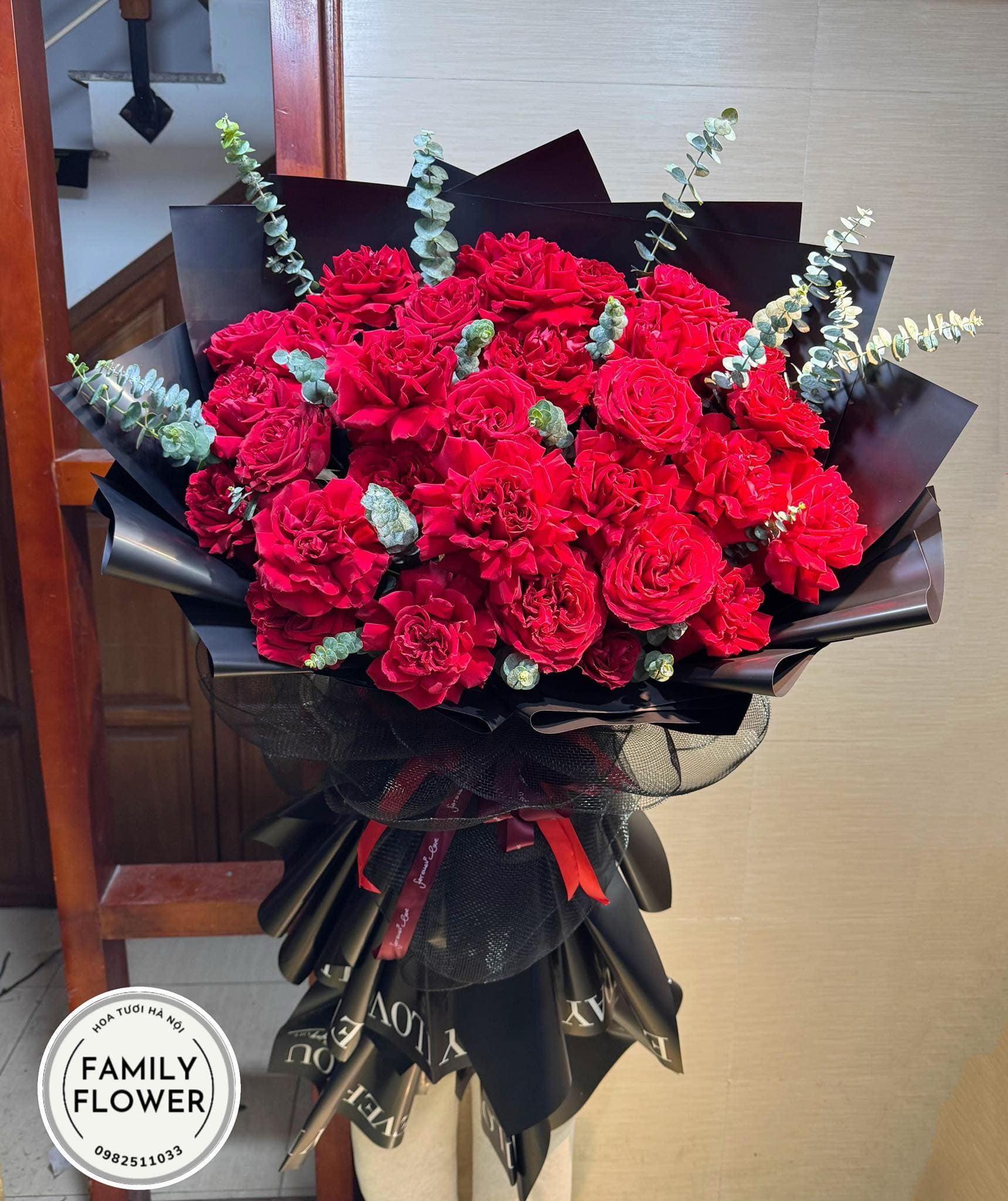 Bó hoa hồng đỏ tặng bạn gái người yêu ở quận Tây Hồ , Đống Đa , Hà Nội ! Mua hoa tươi