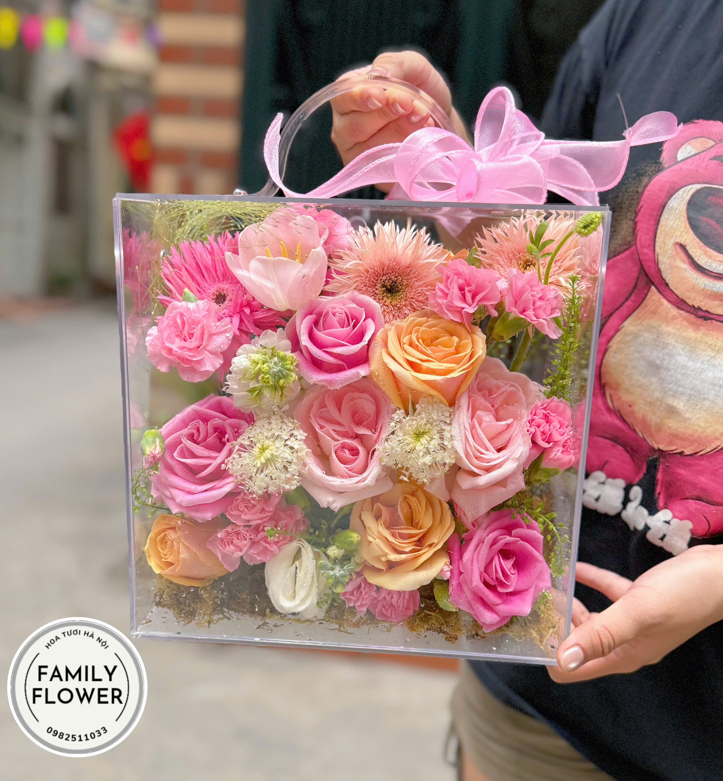 Hộp vali hoa tươi tặng sinh nhật ở Hà Nội ! Hộp vali hoa Hà Nội ! Hoa tươi Hà Nội