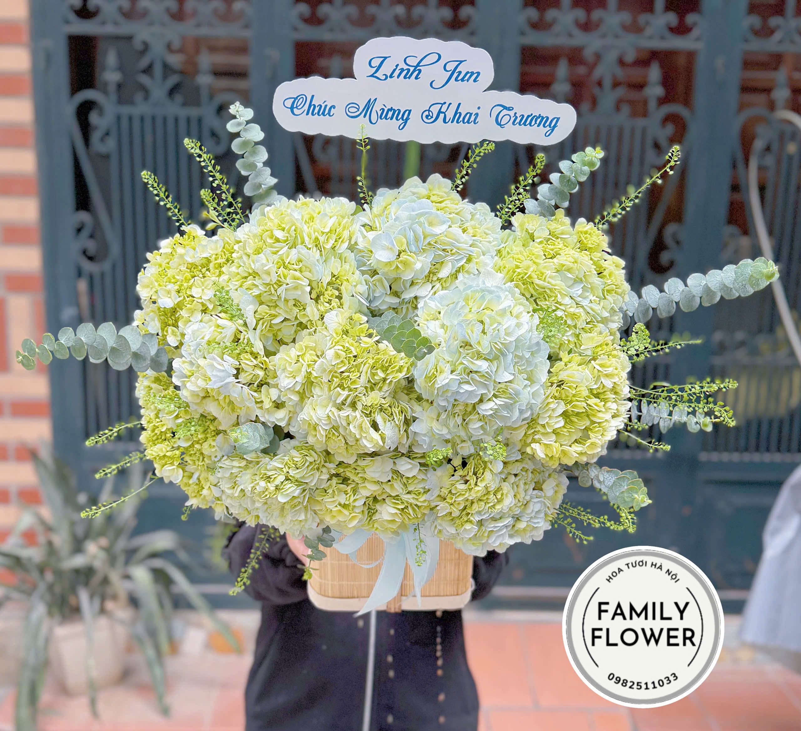Lẵng hoa cẩm tú cầu tặng khai trương quận Ba Đình Hà Nội ! Hoa khai trương Hà Nội