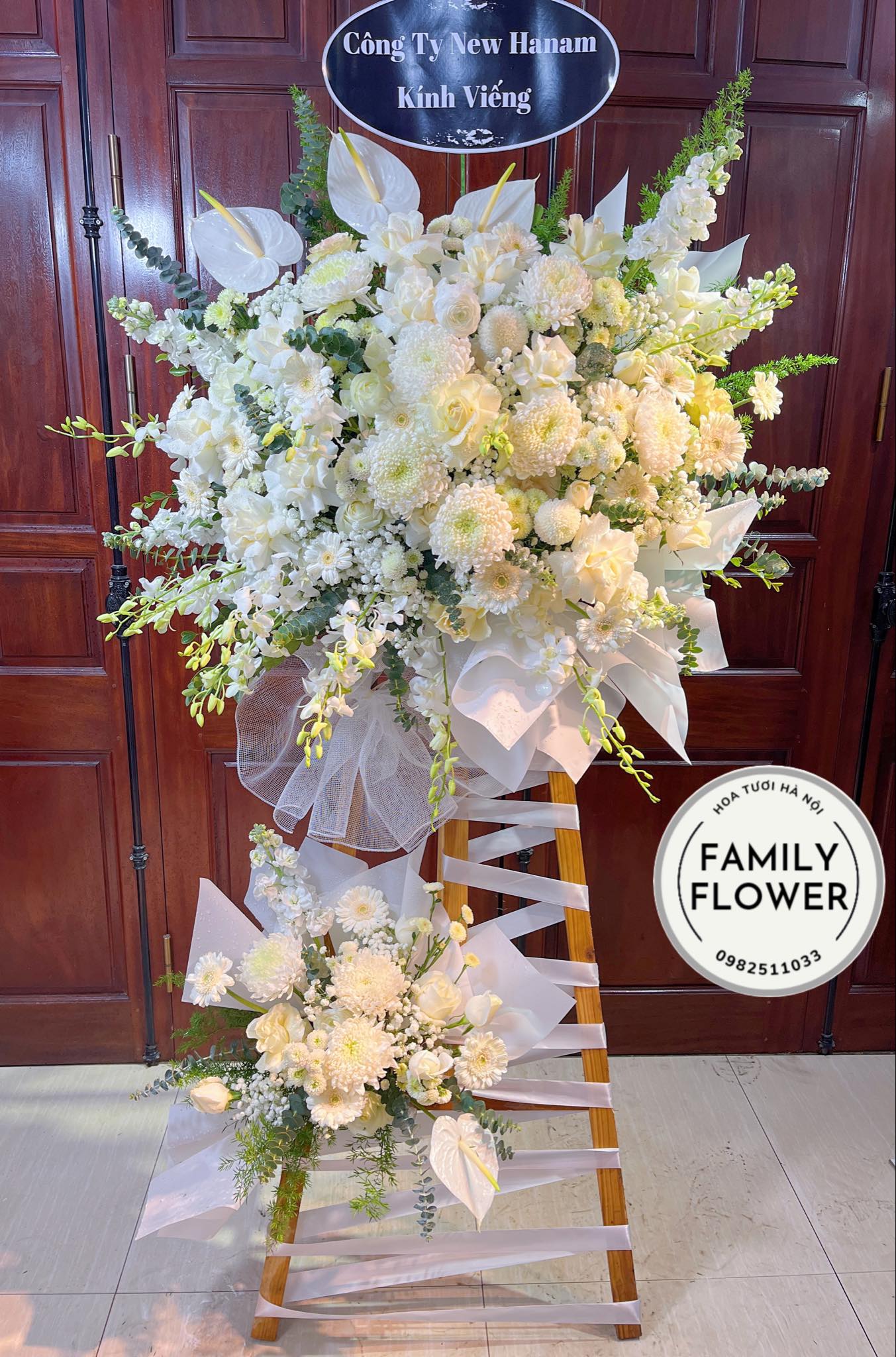 Hoa viếng ở Hà Nội ! Kệ hoa tang , hoa chia buồng ở Hà Nội ! Hoa Hà Nội