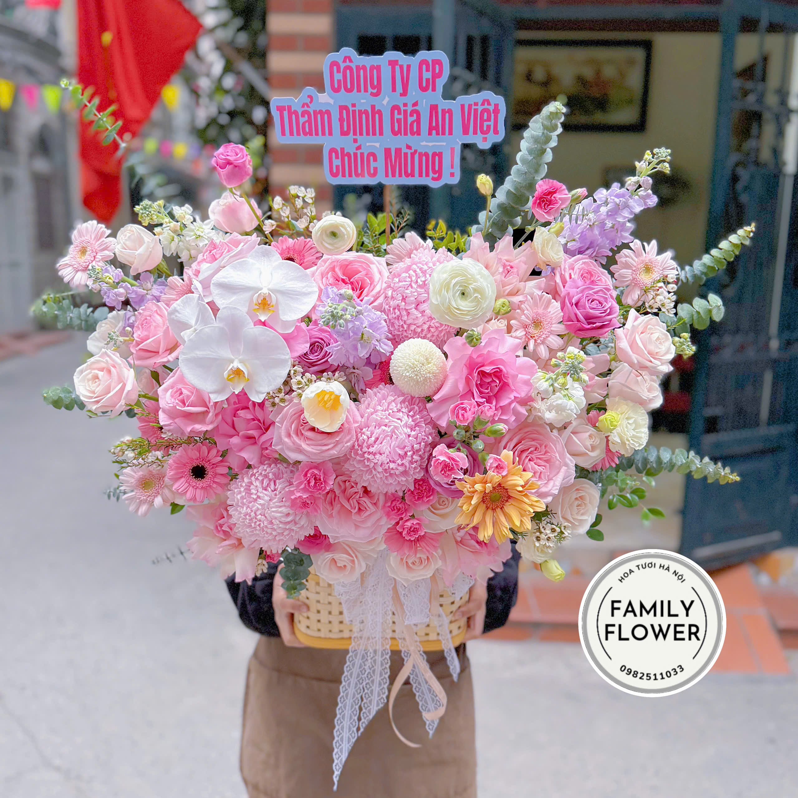 Lẵng hoa chúc mừng tất niên ở Hà Nội ! Hoa tất tiên Hà Nội