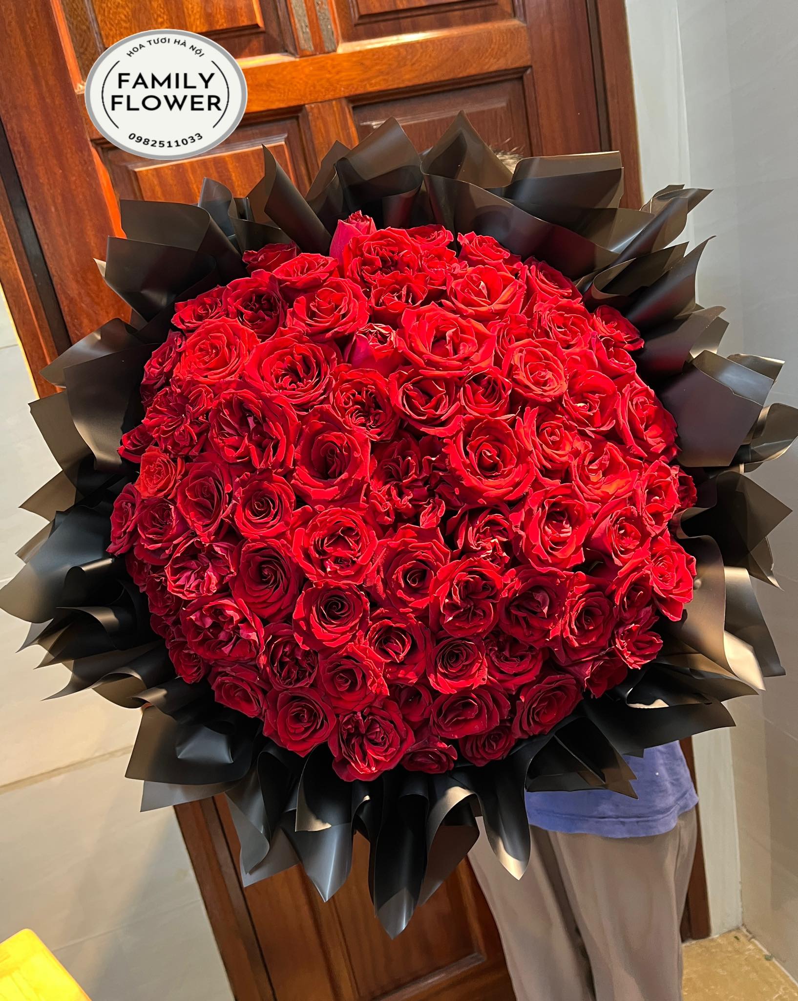 Bó Hoa hồng đỏ tặng em người yêu ở Quận Cầu Giấy ,Ba Đình Hà Nội ! Hoa Hồng Đỏ Hà Nội, hoa tươi Hà Nội