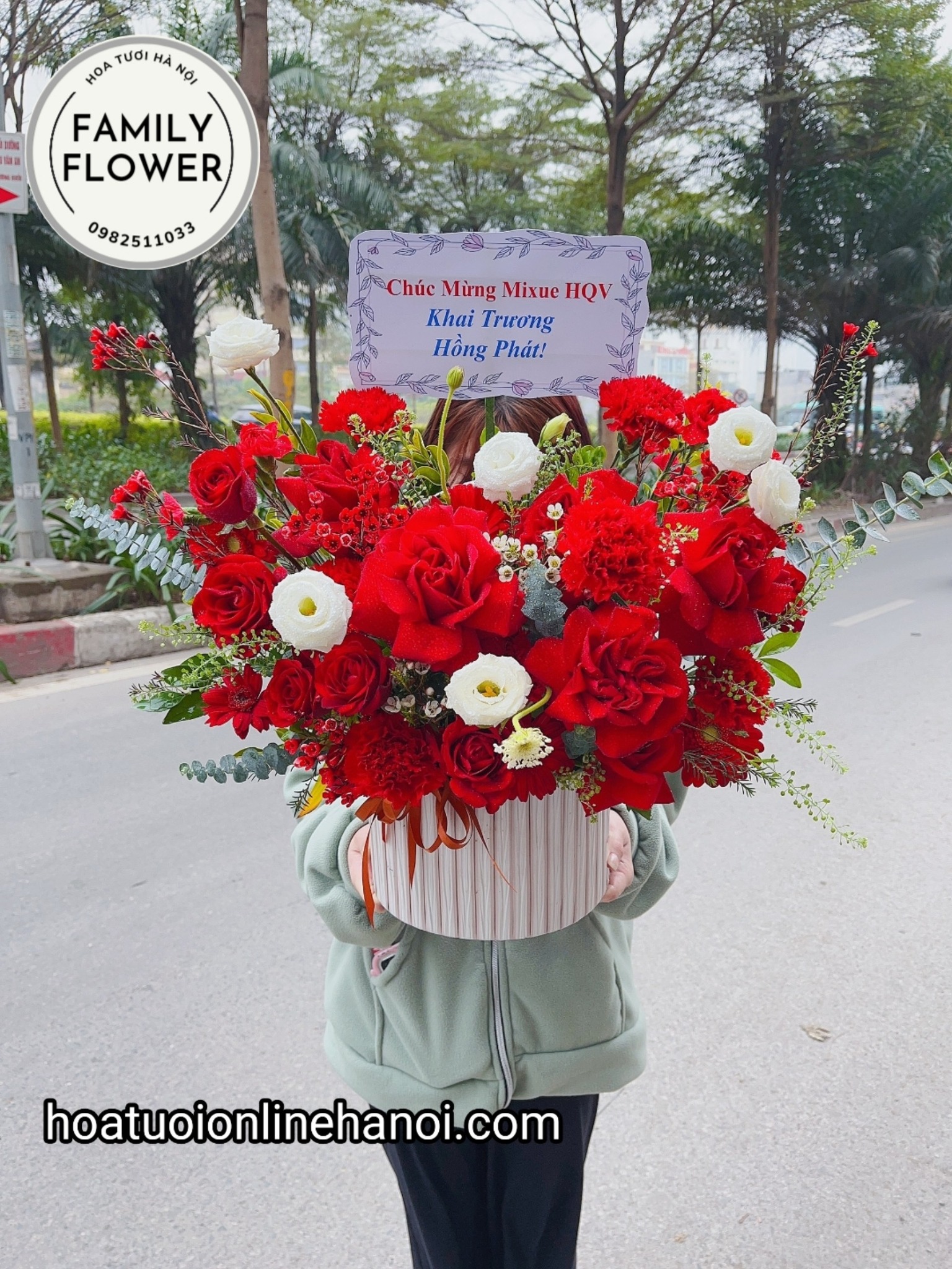 Lẵng hoa tươi chúc mừng sinh nhật tại Cầu Giấy - Hà Nội.