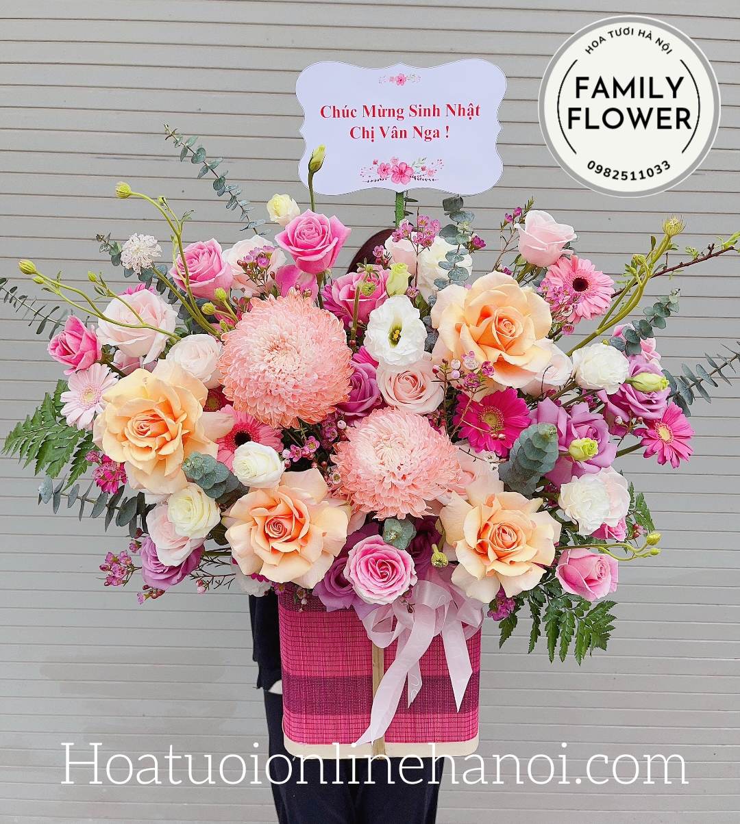 Lẵng hoa chúc mừng tone hồng chúc mừng ngày thầy thuốc Việt Nam tại Hà Nội