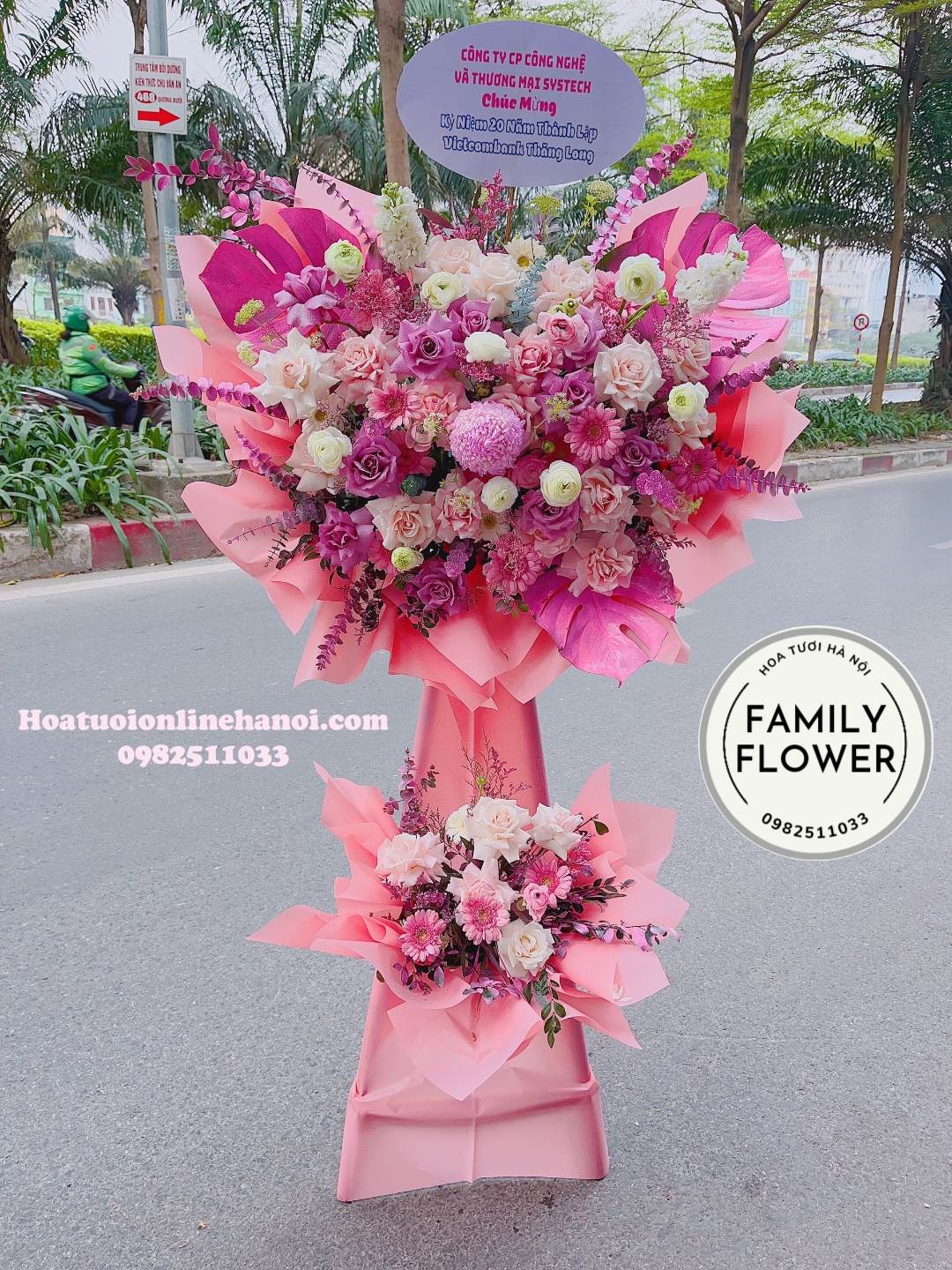 Cây hoa chúc mừng khai trương tại quận Ba Đình - Hà Nội