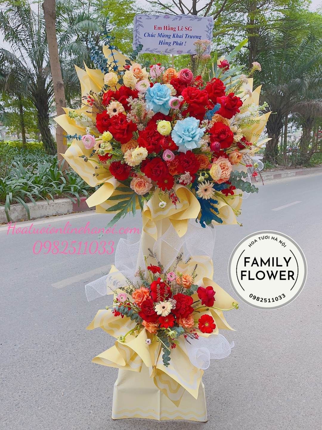 Cây hoa khai trương đẹp tại Cầu Giấy - Hà Nội.