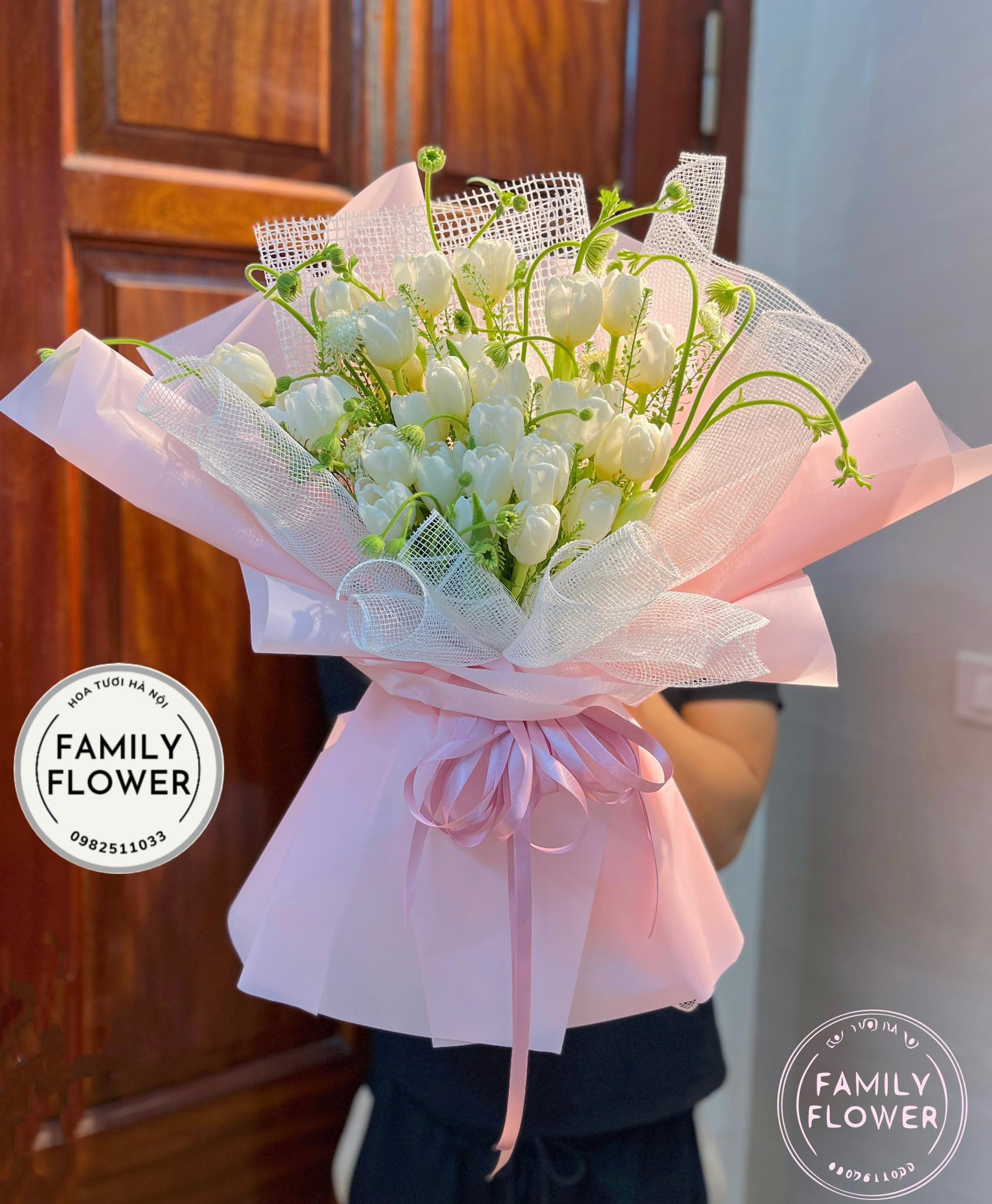 Bó hoa tulip tặng người yêu đẹp ở quận Cầu Giấy , Ba Đình Hà Nội ! Mua hoa tulip Hà Nội