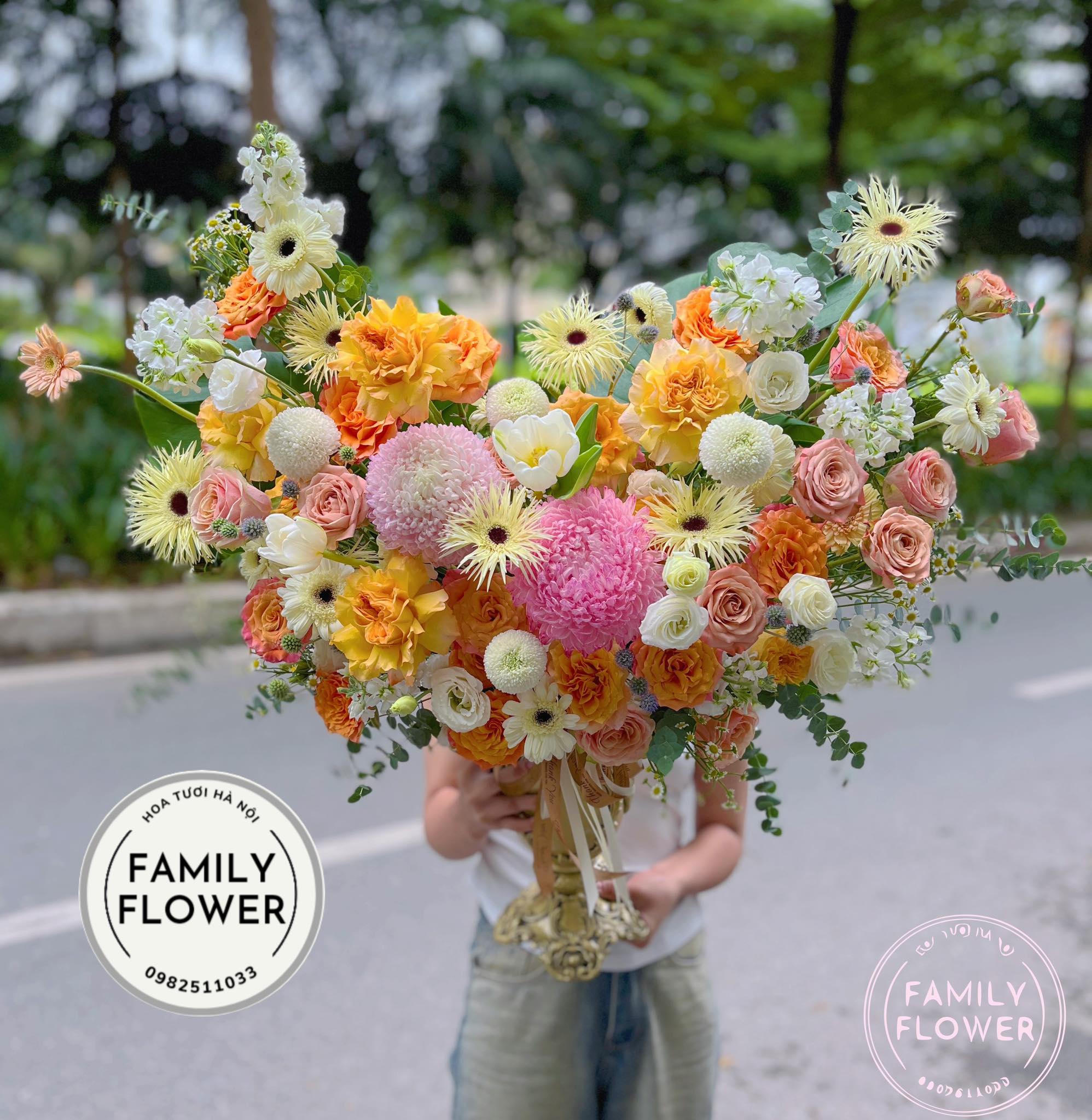 Bình hoa tặng sếp nam đẹp , lịch lãm ở Quận Ba Đình , Hoàn Kiếm Hà Nội, hoa tươi Hà Nội