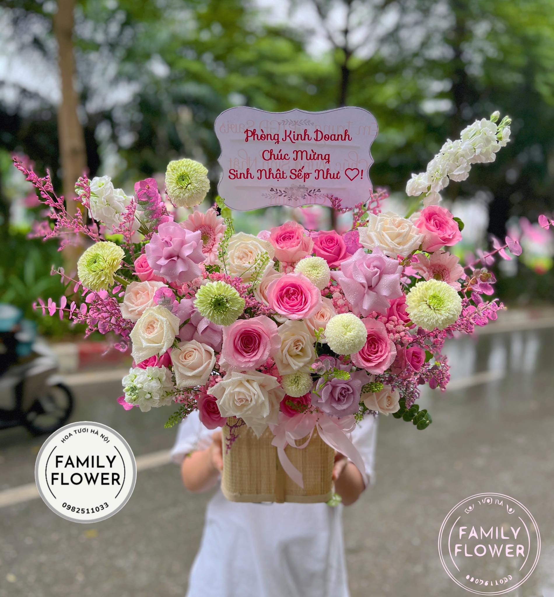 Lẵng hoa tặng sinh nhật sếp ở Hà Nội ! Mua hoa tươi Hà Nội