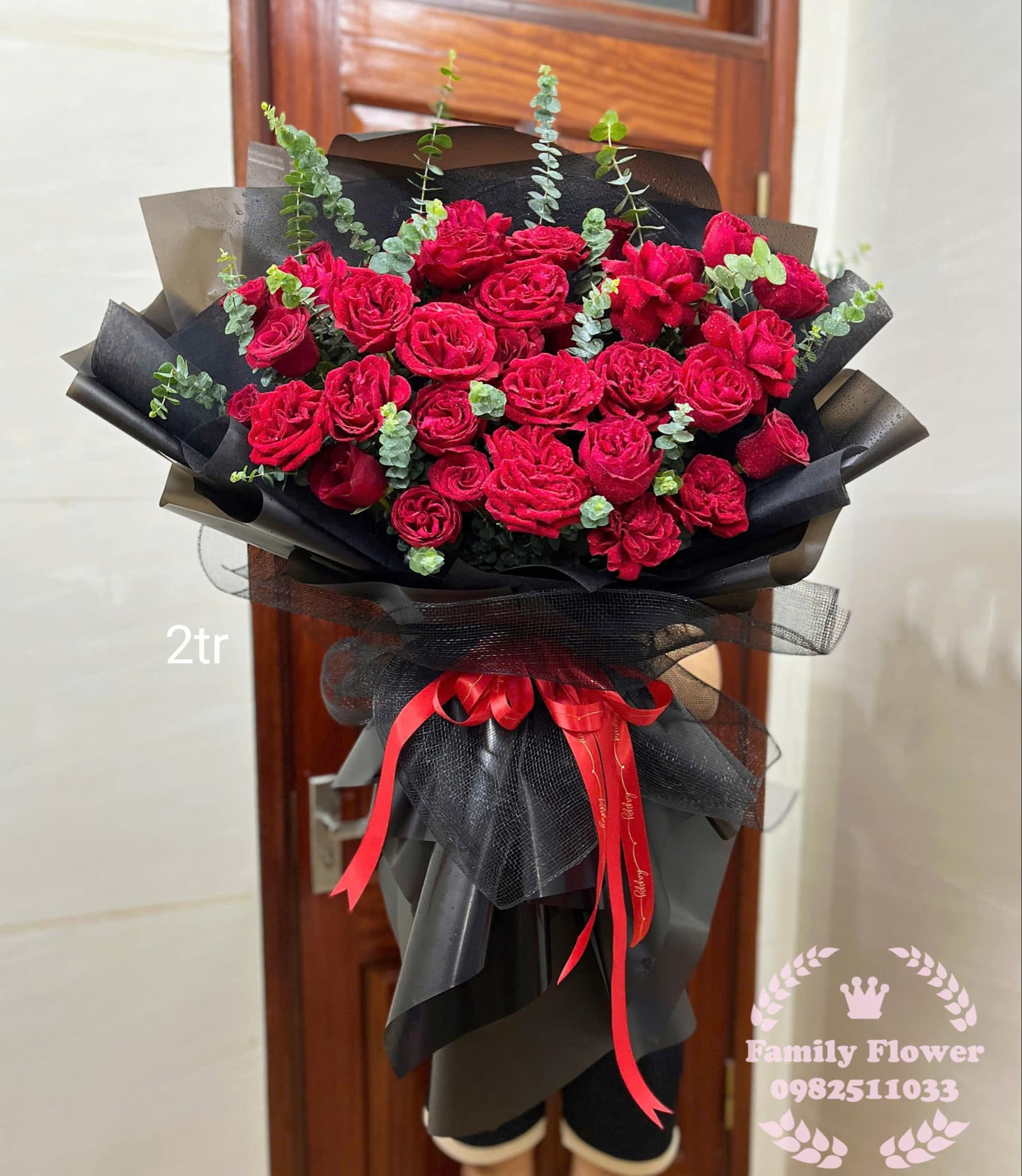 Bó hồng đỏ tặng 20/10 nhân ngày phụ nữ Việt Nam tại Ba Đình Hà Nội ! Hoa chúc mừng tại hà Nội ! Mua hoa tươi online Hà Nội