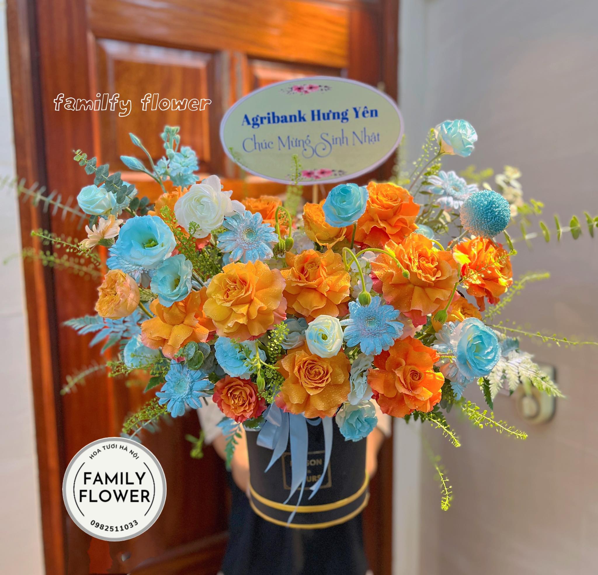 Hộp hoa tặng chúc mừng sinh nhật sếp tại Hoàn Kiếm Hà Nội ! Hoa tươi online Hà Nội