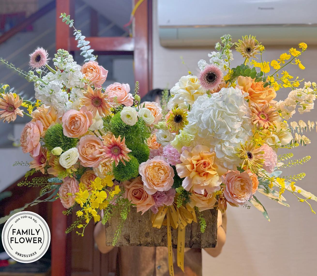 Lẵng hoa tặng 20 tháng 10 quận Ba Đình ! Hoa tươi Hà Nội