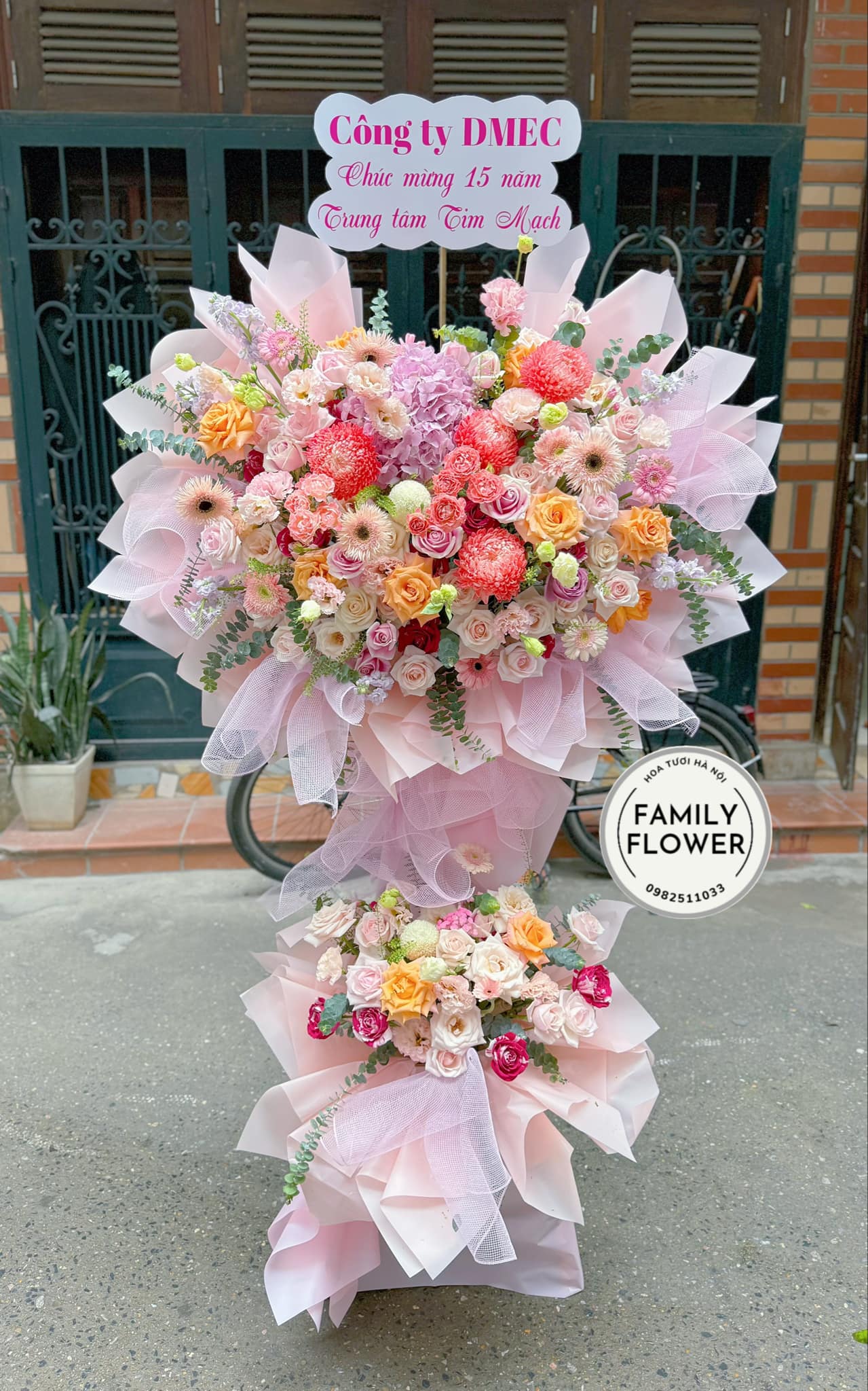 Kệ hoa chúc mừng ngày thành lập công ty , sinh nhật công ty , kệ hoa 2 tầng Hà Nội